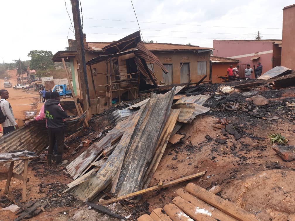Stall Fire Kabubbu 5Aug21 (4)